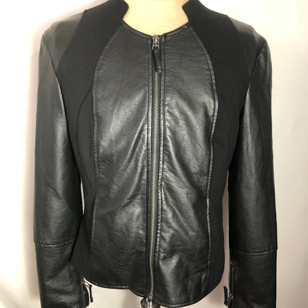 Women’s Black Faux Leather Jacket. Large. Le Chateau. Like New.
